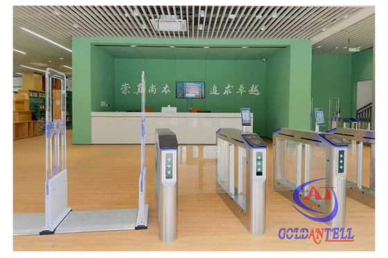 معالجة التعرف على الوجه التلقائية الكاملة لبطاقة RFID المدرسية