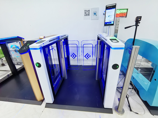 التعرف على الوجه بوابة التشغيل الأمن العالي قراءة بطاقة RFID البيومترية